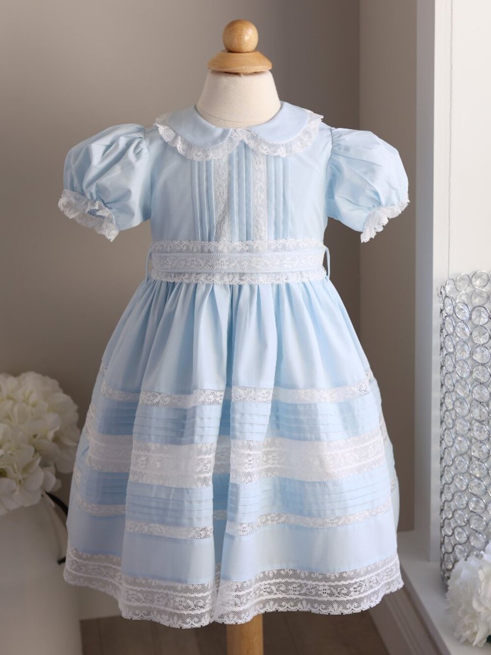 Blue Heirloom Dress Lace Inlay Girls Special Occasion Flower Girl Portrait NWT